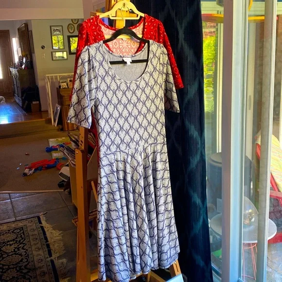 LulaRoe Nicole dresses x2 bundle size LARGE - Picture 1 of 9
